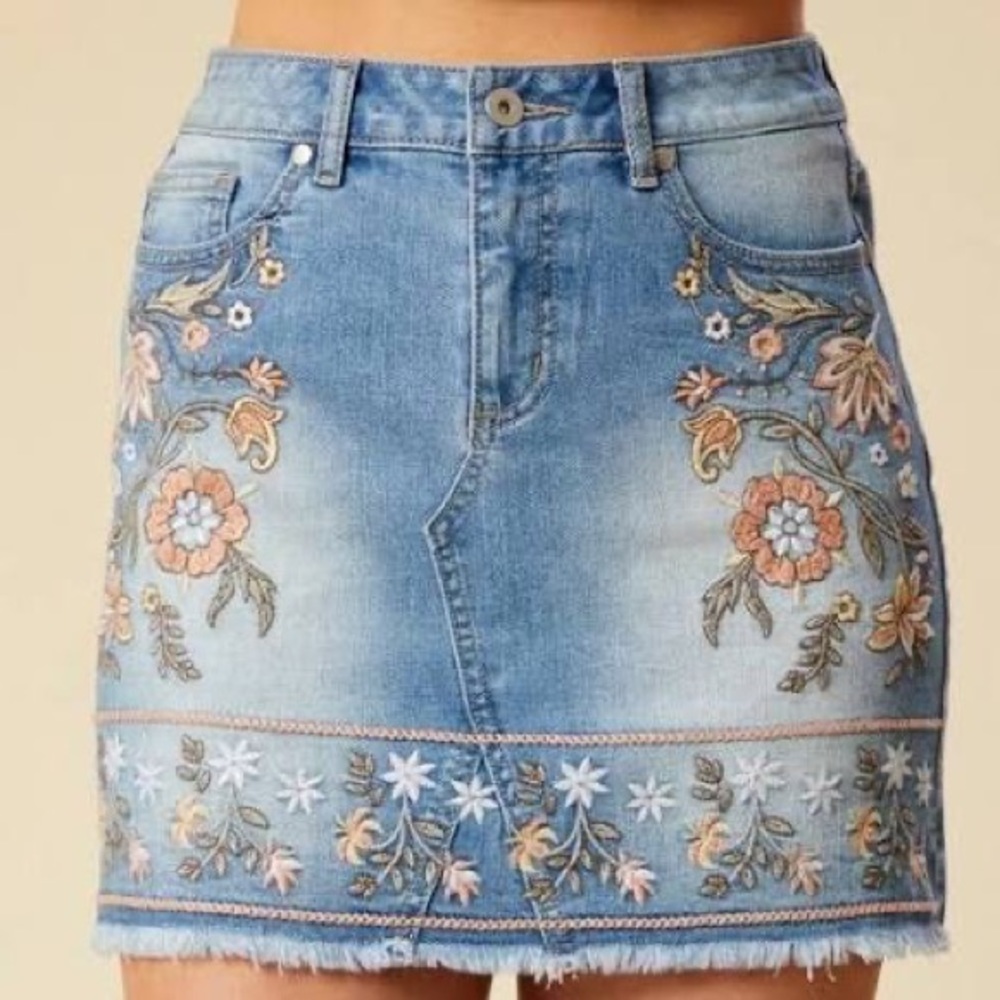 Altar’d State embroidered denim skirt, women’s small